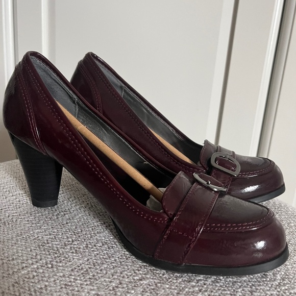 Dress shoe - Picture 8 of 11